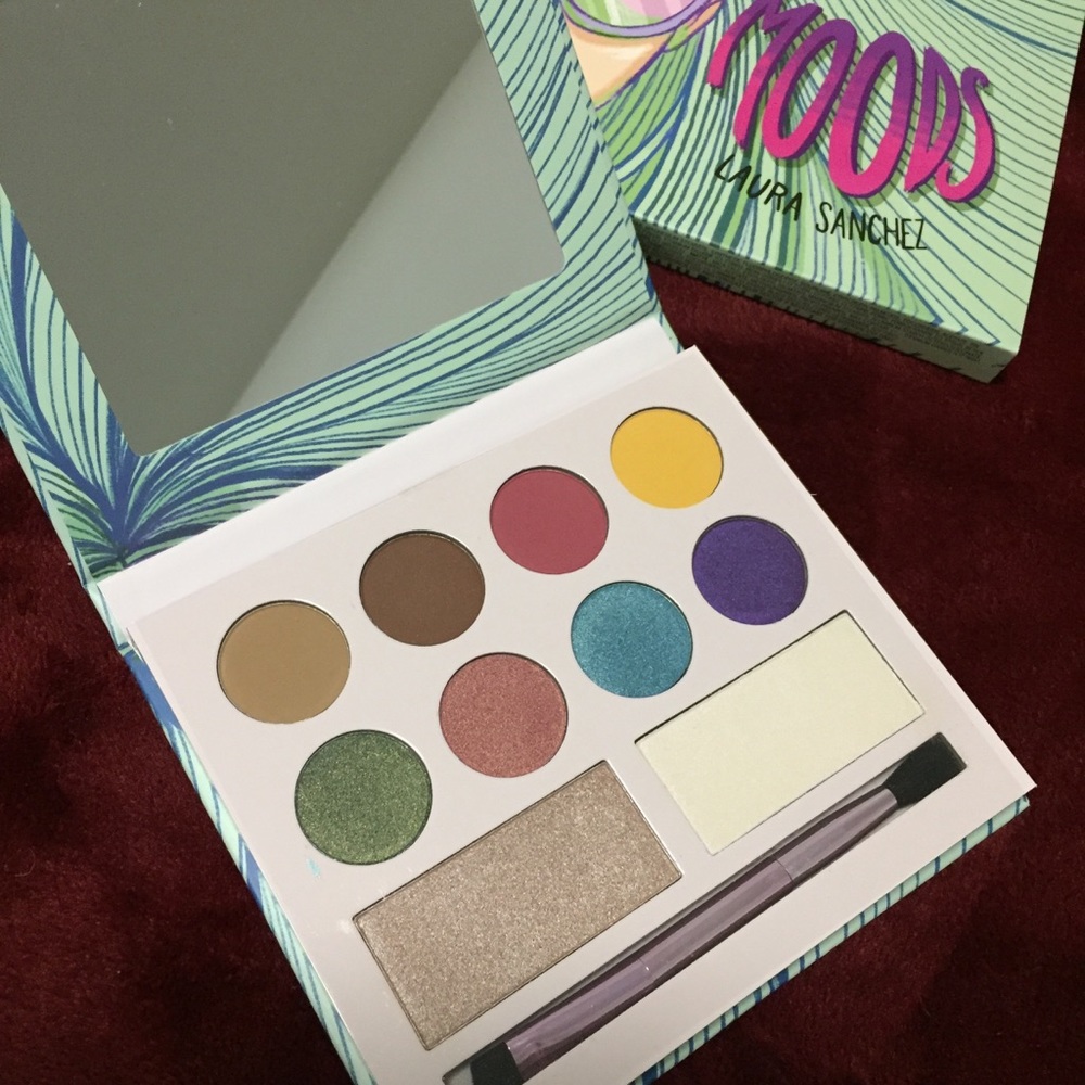 3/$30 Moods Eyeshadow Palette